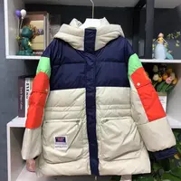 E163【冬季新款】时尚连帽米色拼色拉链口袋羽绒服