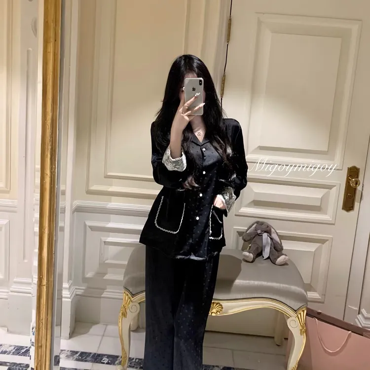睡衣女春秋季秋款秋天缎面冰丝长袖家居服薄款高档高级感黑色套装