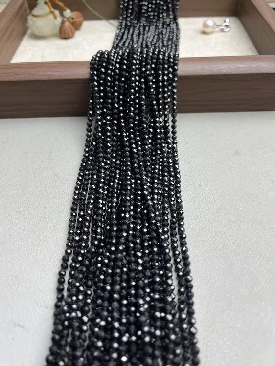 天然黑尖晶刻面散珠半成品长度39cm左右可diy做戒指锁骨链当配珠