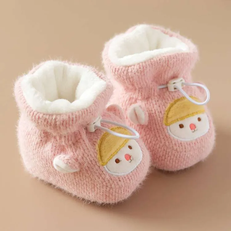 婴儿鞋子冬季女宝宝护脚鞋新生儿棉鞋加绒防掉0-3个月男鞋套秋冬6