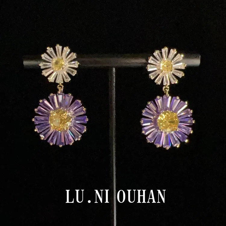 铜合金锆石耳饰 欧美小雏菊重工轻奢锆石耳饰小众精致优雅耳环钉