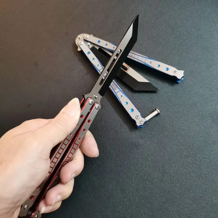 蝴蝶刀全钢多功能折叠刀训练成人玩具户外工具蝴蝶训练多功能工具