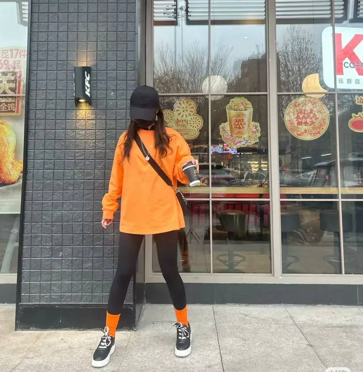 阿玛施早春休闲卫衣530089