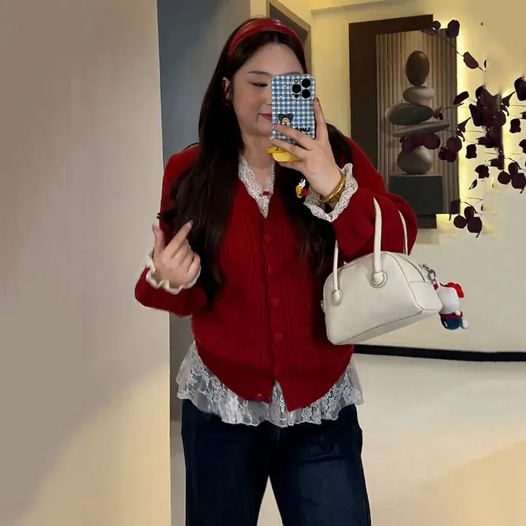 大码胖MM法式独特穿搭红色毛衣蕾丝吊带打底衫两件套女氛围感套装