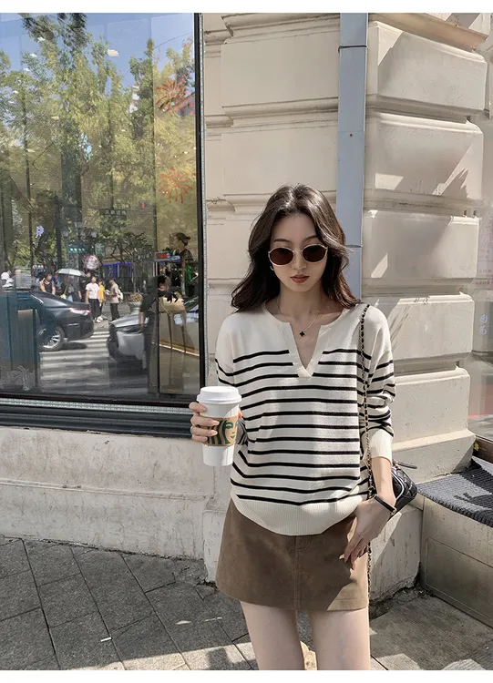 秋季条纹常规款痞帅炸街风女装宽松毛针织衫修身百搭休闲半身裙