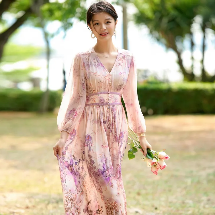  绝美年轻款100桑蚕丝连衣裙2025法式高级感碎花多巴胺气质长裙