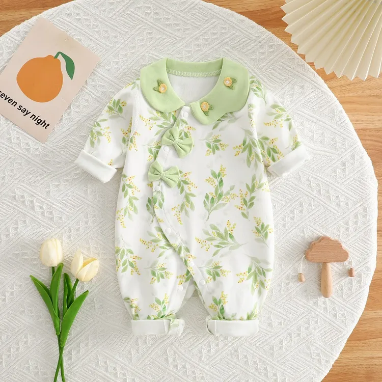 婴儿春秋长袖连体衣女宝森系衣服开春外穿哈衣可爱蘑菇小兔爬爬服