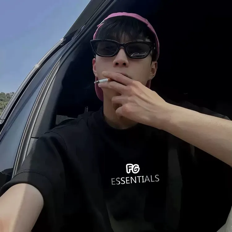 ESS学院风系列 潮牌25SS新品刺绣FG宽松情侣小领口短袖T恤男女