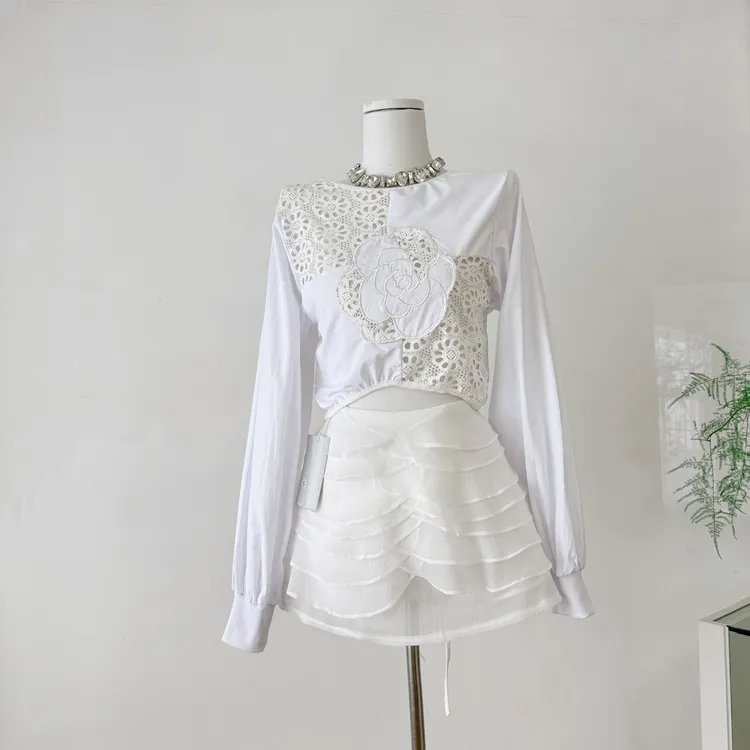 早安樊樊私服 JUE美山茶花!定做小香镂空露背设计气质短上衣女秋