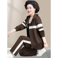 B63妈妈高端套装女春秋中老年运动服洋气时尚百搭时尚