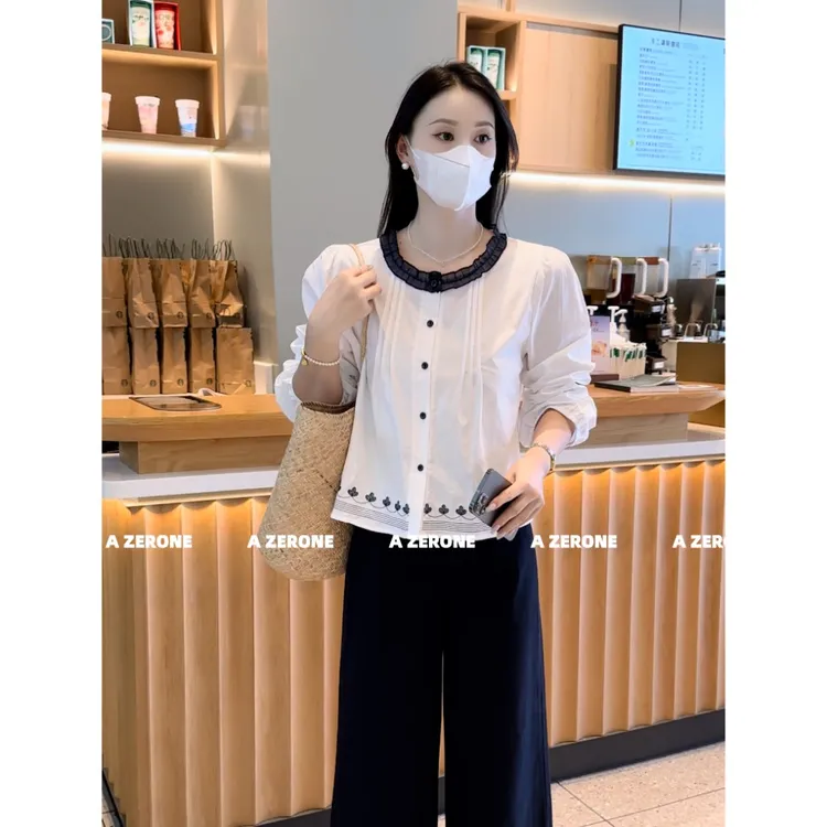 BK   2025秋款韩系秋款甜美减龄木耳领刺绣小设计休闲宽松衬衫