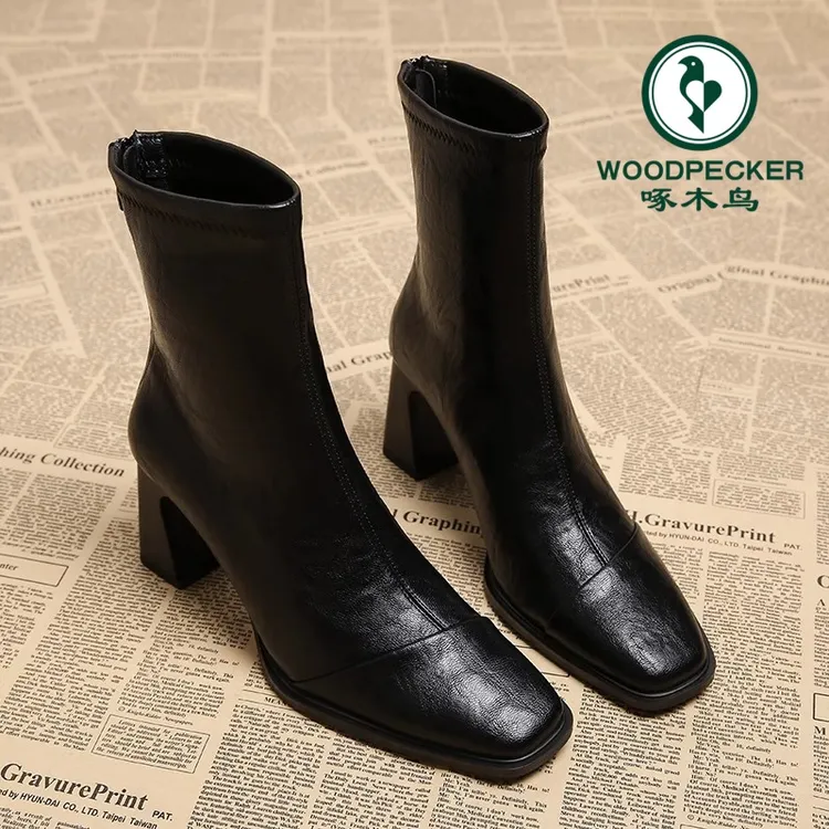 啄木鸟黑色高跟短靴女2025今年流行法式复古瘦瘦靴秋季超火靴子女