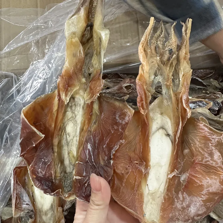 本港船晒血墨鱼干乌贼干无盐纯淡干煲汤炒菜佳选