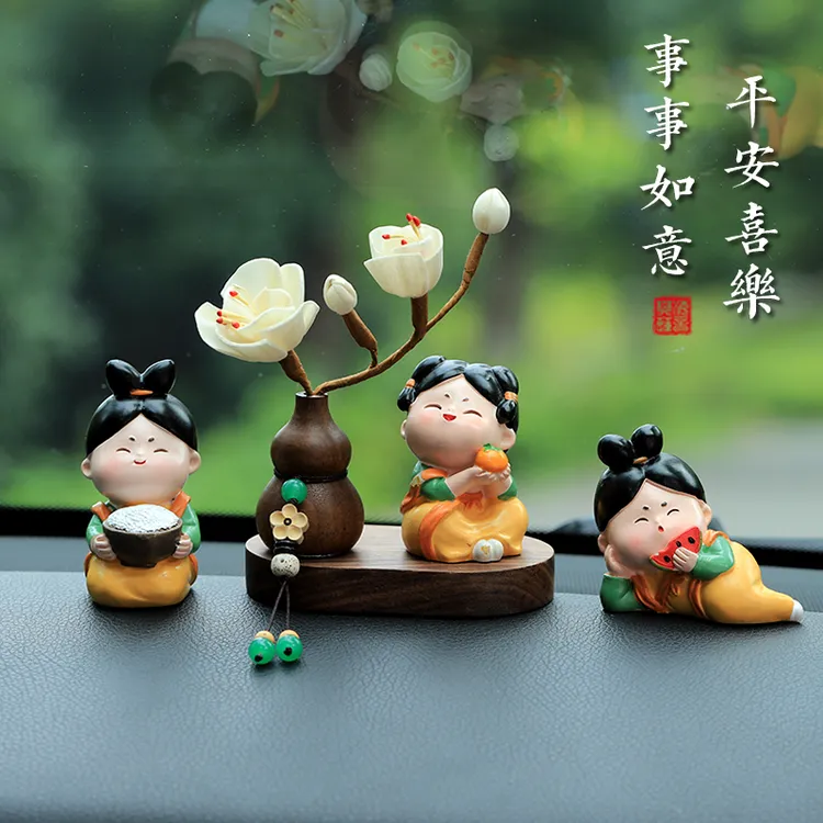 创意唐女汽车摆件车内装饰品车载香薰中控台2025新款女生桌面礼物