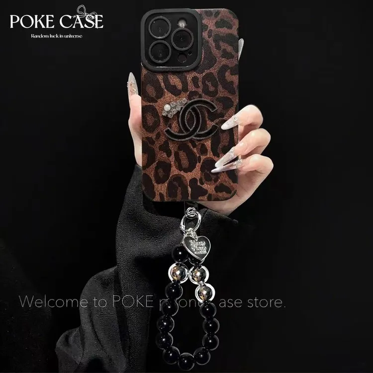 高级轻奢瞳眼翻毛皮适用苹果16华为vivo小米oppo手链手机壳女