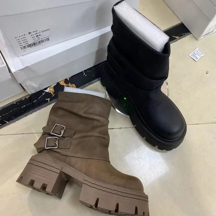 君君厚底高货短靴单里跟高6厘米4D17