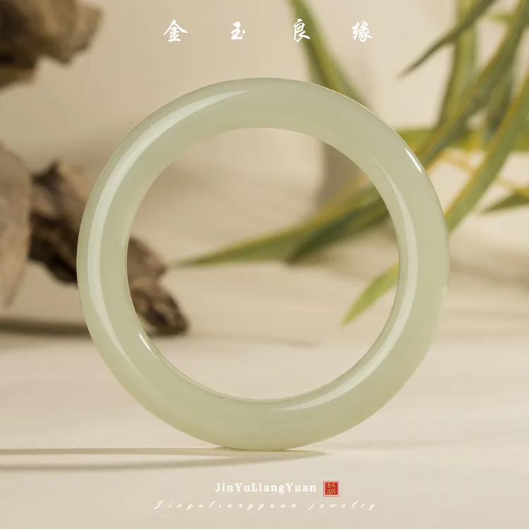 金玉良缘高冰和田玉葡萄肉色手镯