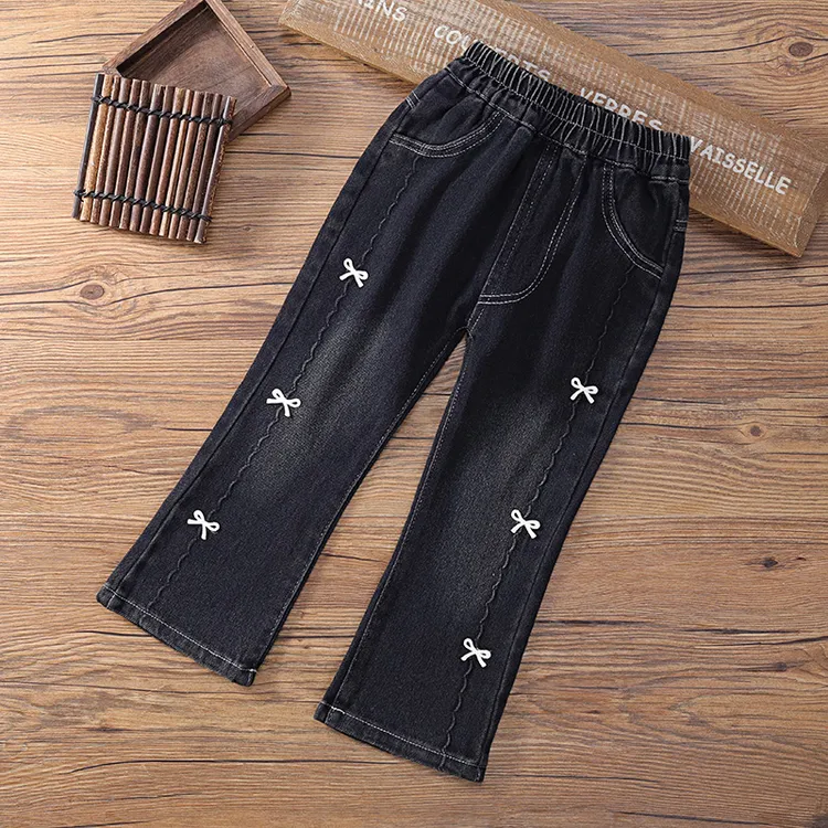 女童喇叭裤春秋款2025新款儿童洋气弹力裤子中大童女孩秋季牛仔裤