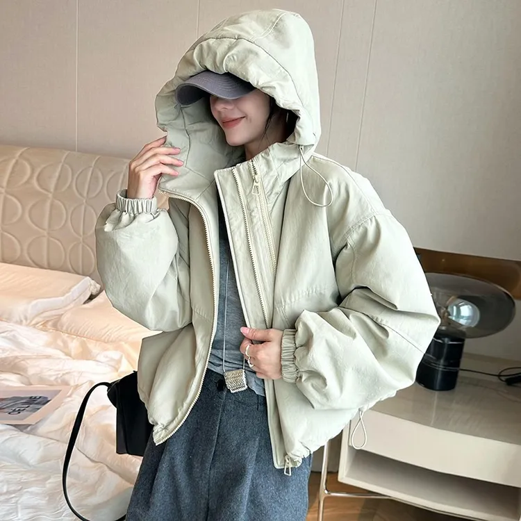 连帽加棉外套女欧洲站2025年冬季新款宽松加厚小个子短款冲锋衣潮
