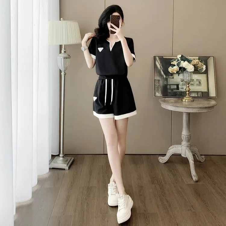 纯棉休闲风运动套装女2025夏季新款韩版短袖V领宽松时尚两件套潮