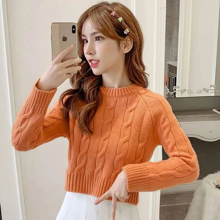 秋冬短款宽松圆领套头针织衫女2025年新款小个子高腰露脐时尚上衣