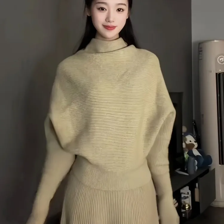 韩系慵懒风高领蝙蝠袖针织衫2025秋冬季新款超火小众不撞款上衣女