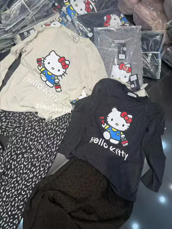 减龄宽松百搭圆领针织Kitty印花长袖上衣打底毛衣