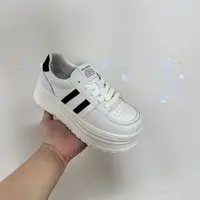 【轻便】真的轻厚底发泡百搭春秋小白鞋女2106