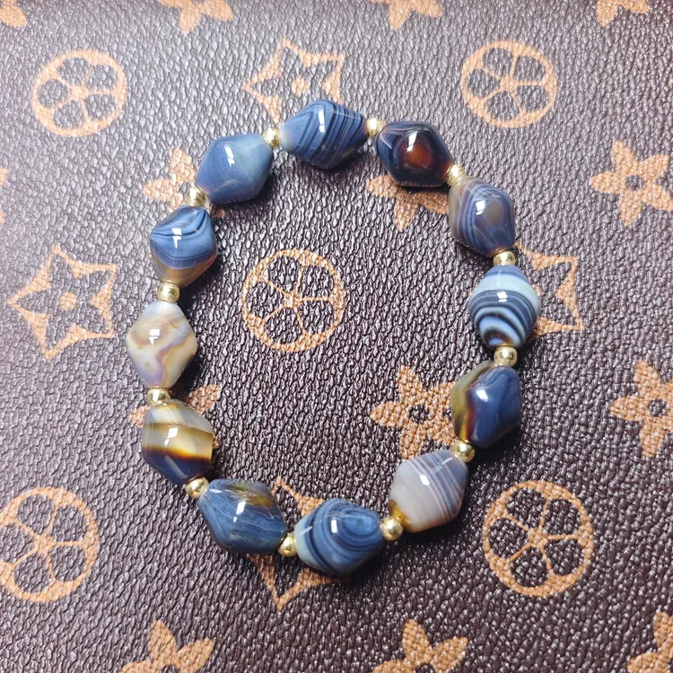 橄榄珠天然纹理缠丝玛瑙手串随机发