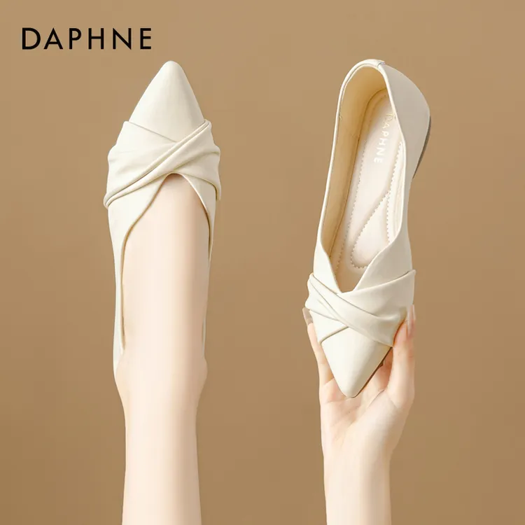 达芙妮尖头软底单鞋女2025新款秋季浅口瓢鞋晚晚风温柔孕妇平底鞋