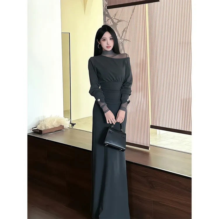 韩系温柔风半高领网纱拼接连衣裙女2026春季新款收腰修身显瘦长裙