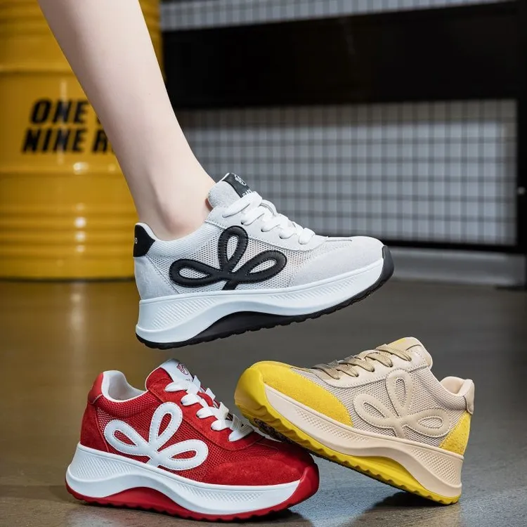 雨土2025新款透气网面健身运动休闲鞋女软底不累脚厚底增高老爹鞋