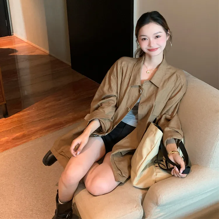  时尚复古麻感气质秋季长袖百搭衬衣大口袋设计感衬衫上衣女