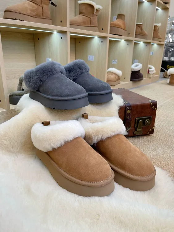 雪地靴真皮毛女款2025新款冬季羊毛加厚底真皮棉鞋子