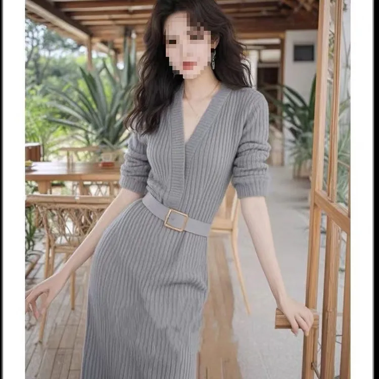 哥弟阿玛施正品灰色v领针织连衣裙女2024新款秋季轻奢感大方得体