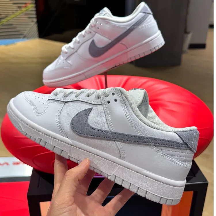 NIKE/耐克【流光风】DUNKLOW男子新品白色运动休闲鞋IH0632141