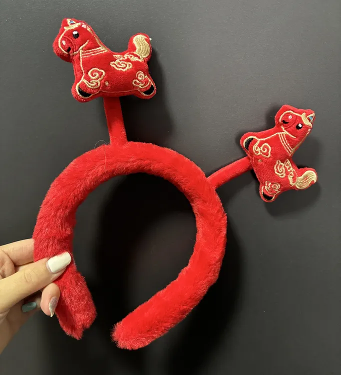 2026马年新年元旦福马生肖发箍喜庆儿童毛绒发饰头饰拍照道具发箍