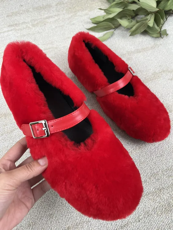 2025秋冬减龄毛茸茸加绒时尚休闲百搭舒适厚底 防滑毛毛鞋