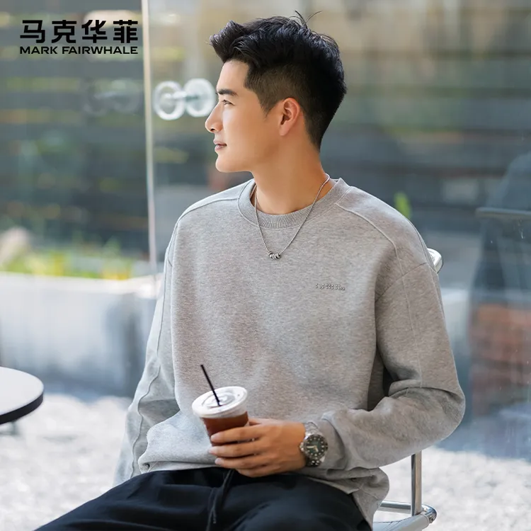 马克华菲高级感男士圆领套头卫衣2025秋季新款宽松开叉百搭长袖