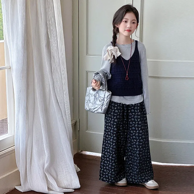 女童秋季套装2025新款早秋儿童洋气时髦森系春秋女大童秋装三件套