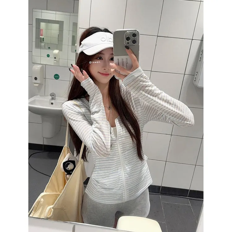 韩系薄款条纹拉链连帽长袖外套女2025夏季新款修身显瘦设计感开衫