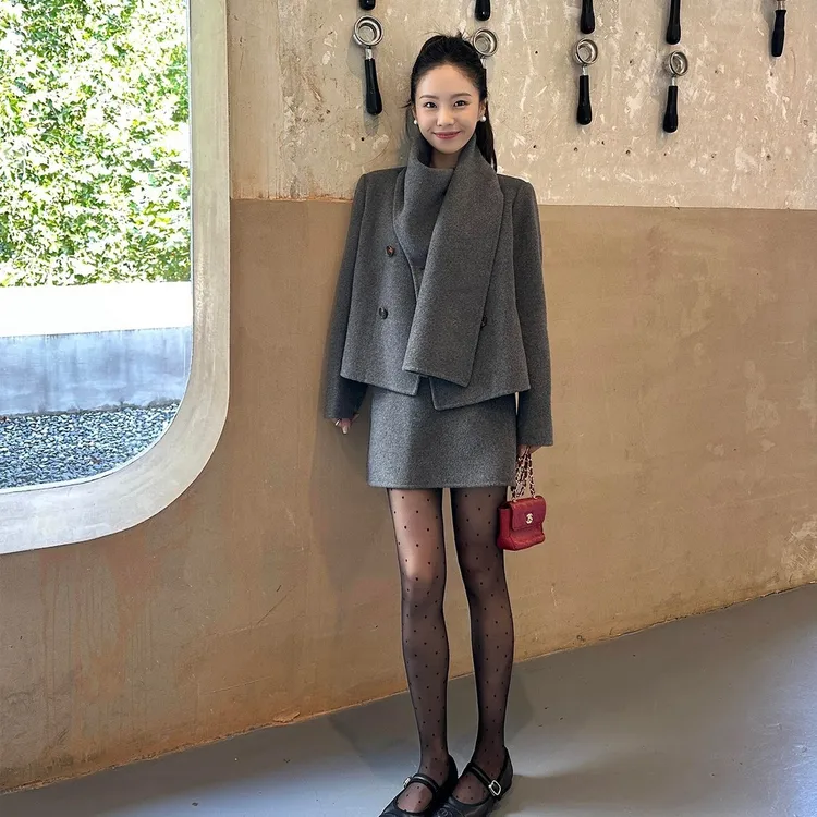 名媛气质小香风套装裙女秋冬新款慵懒风简约宽松毛呢外套半裙两件