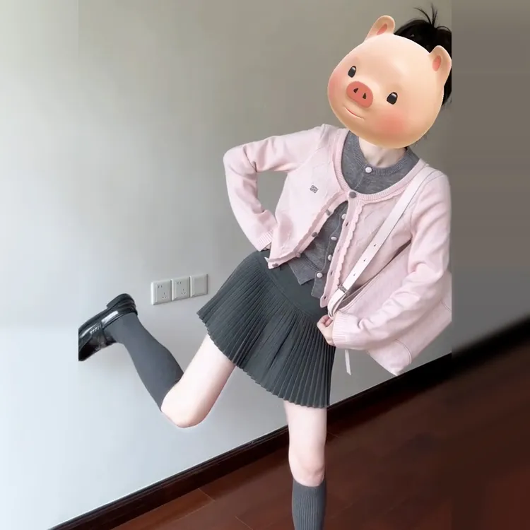 韩系温柔风撞色假两件针织开衫女秋季休闲粉色小上衣百褶短裙套装