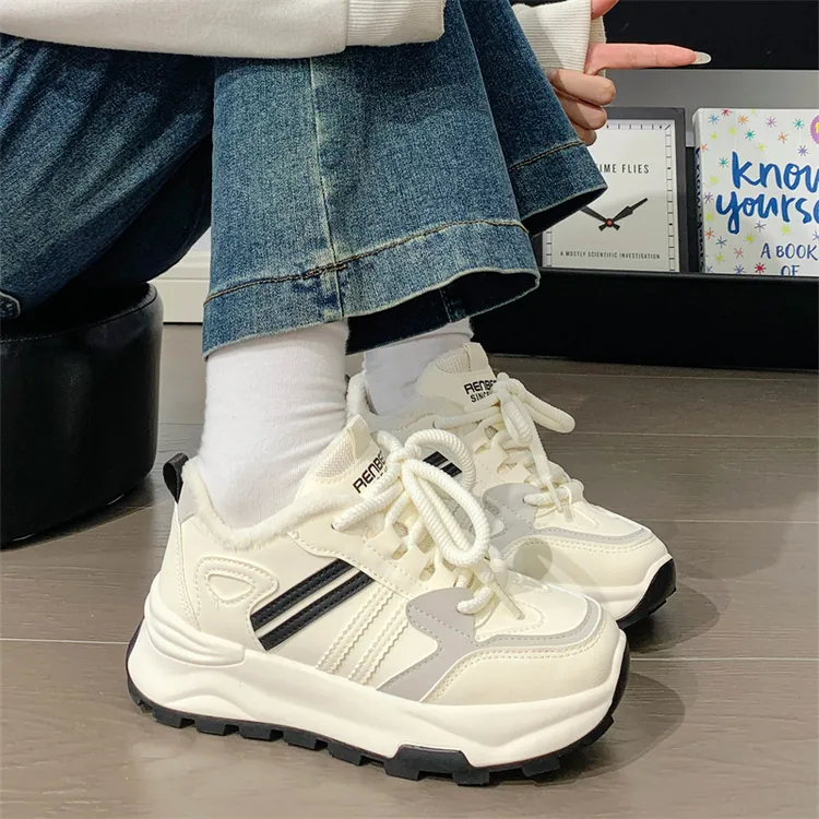 人本情侣鞋条纹简约风小白鞋2025冬季加棉加绒保暖二棉鞋厚底鞋子