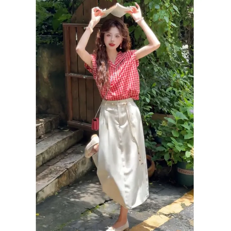 2025夏季新款时尚复古法式百搭设计感格子上衣半身裙两件套