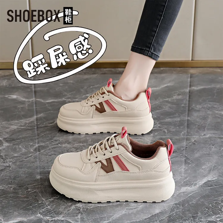 达芙妮集团旗下厚底松糕板鞋女2025秋季爆款休闲运动增高阿甘鞋子