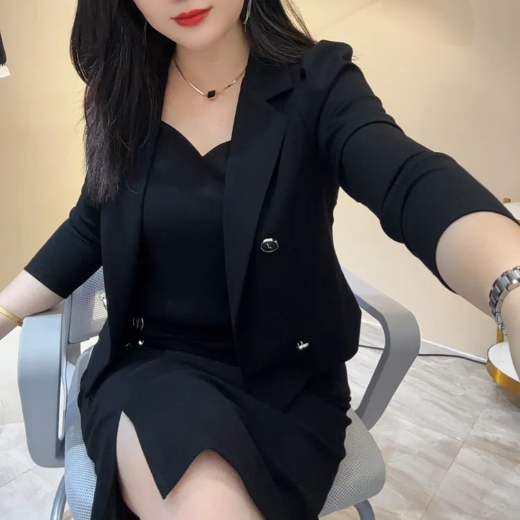 【俊端推荐】秋季新款女人味御姐风时尚气质收腰吊带套装两件套装