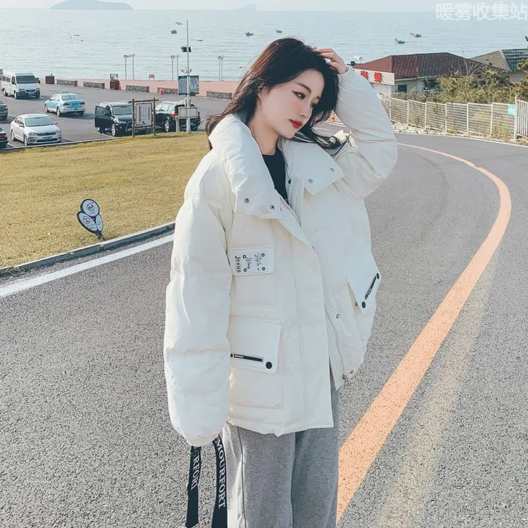 宽松面料短款羽绒服女冬新款小个子免洗加厚立领面包服白鸭绒
