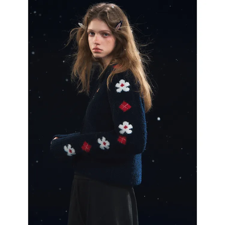 SOMESOWE复古花朵提花翻领开衫