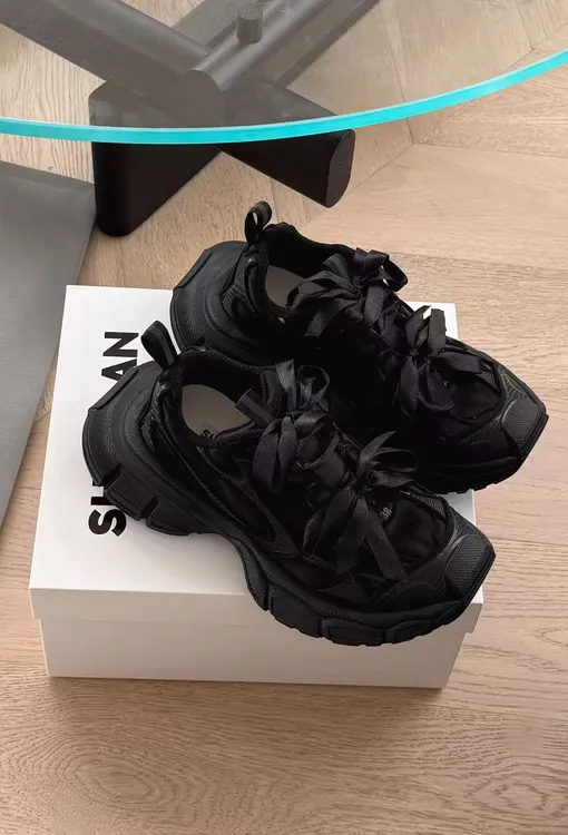 诗歌兰老爹鞋女2025秋季新款时尚百搭厚底增高蝴蝶结系带运动鞋潮